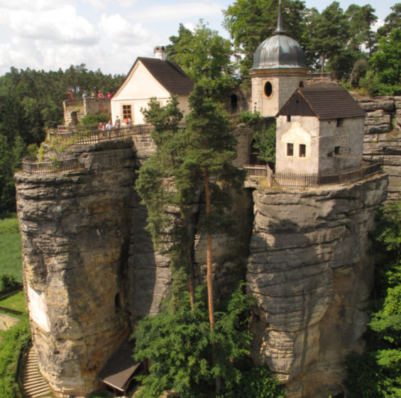Hrad Sloup v Čechách